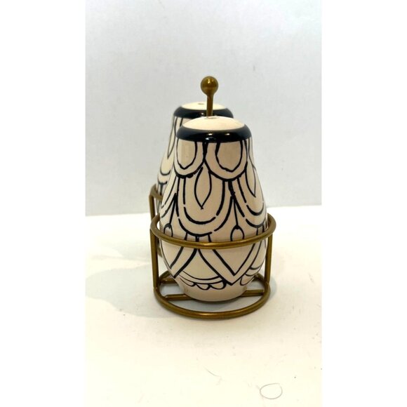 Handcrafted Ceramic Salt & Pepper Shakers W/ Iron Holder Black / White Pattern - Picture 4 of 8
